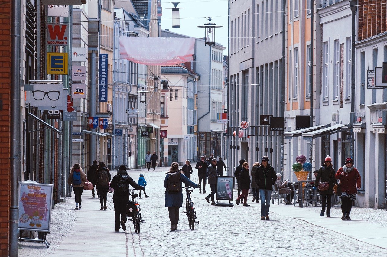 Is Climate Change Plunging Cities into Darkness?